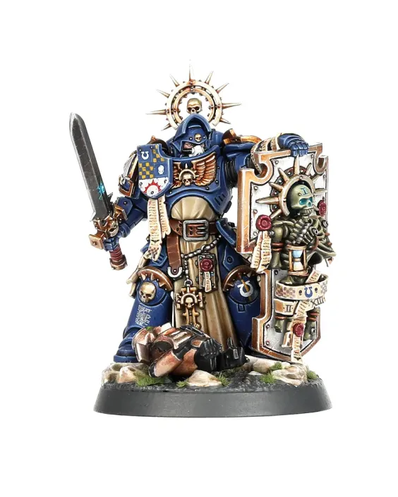 Space Marine: Captain With Storm Shield